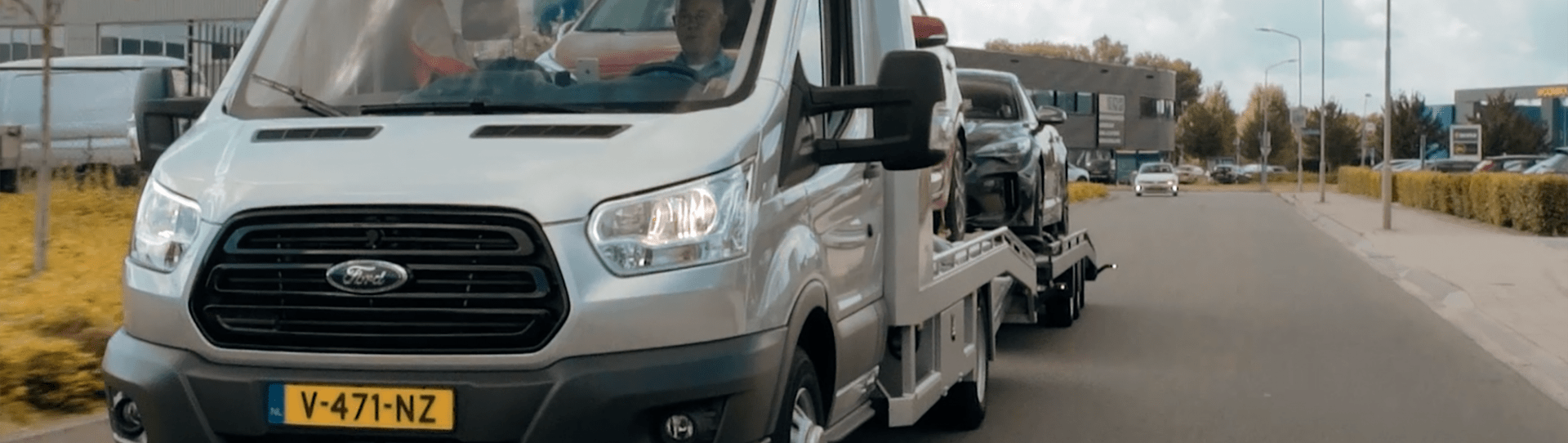 Foto: Ford Transit Tijhof autotransporter
