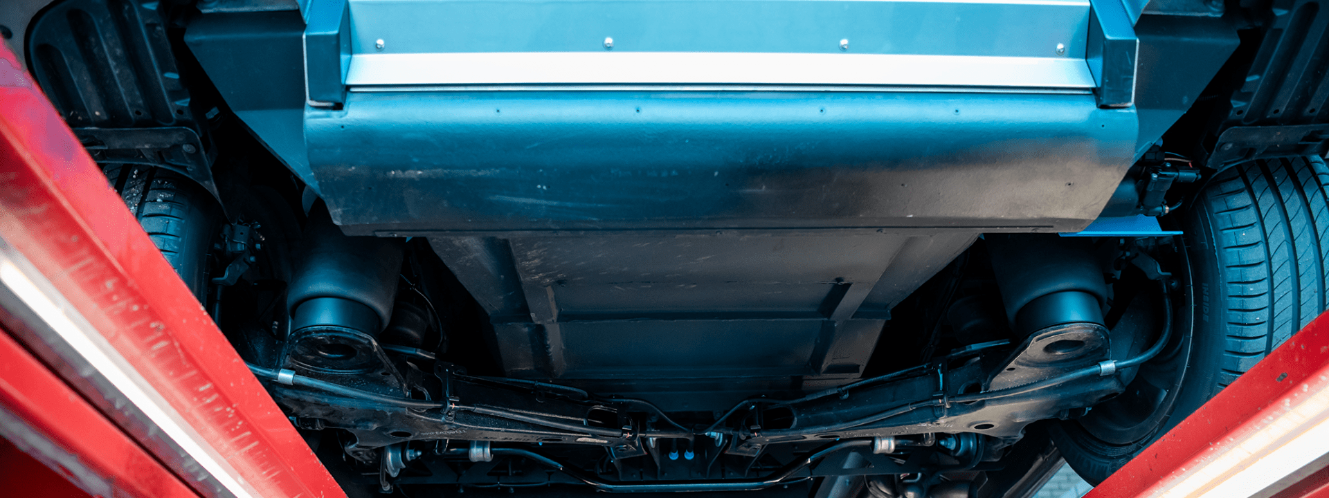 Photo : dessous Peugeot Expert