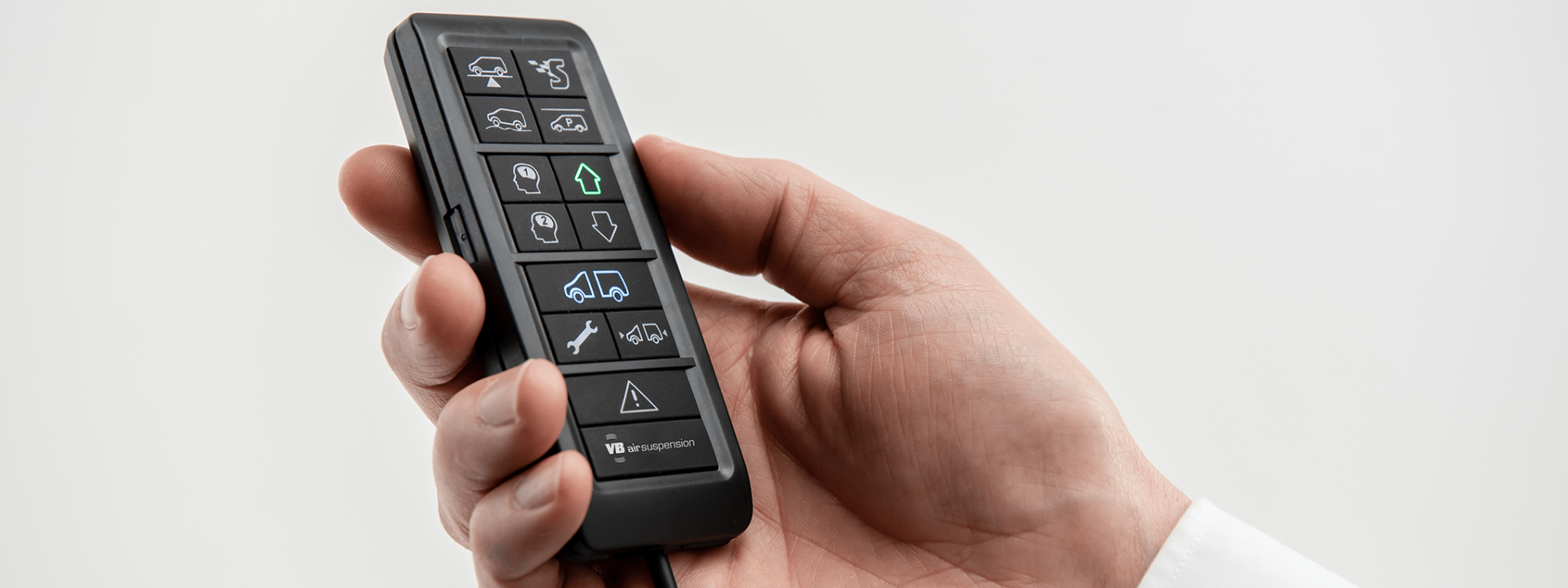 Photo: VB-Remote control 4C LCV version in one hand